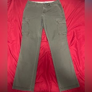 OLD NAVY LIVED IN CARGO PANTS